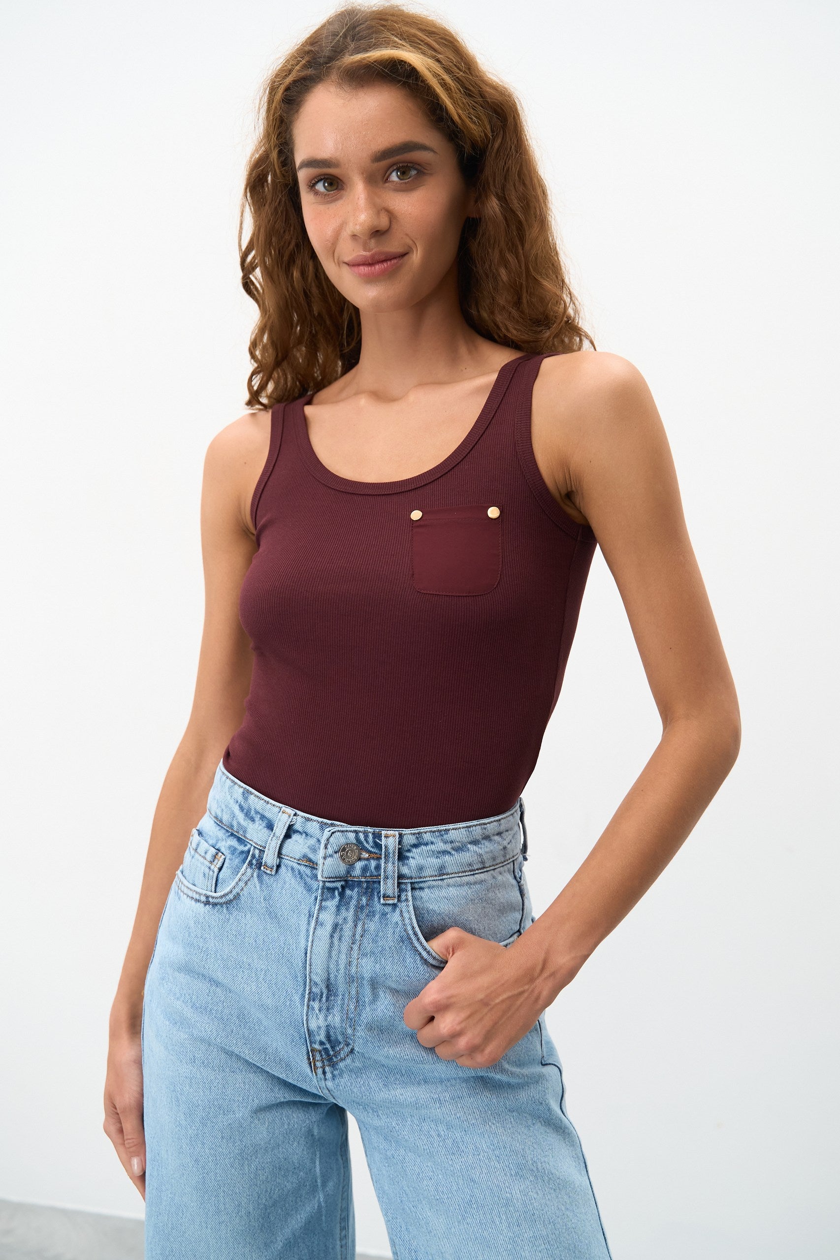 Tank Top with a Brown Pocket - SOLMAR